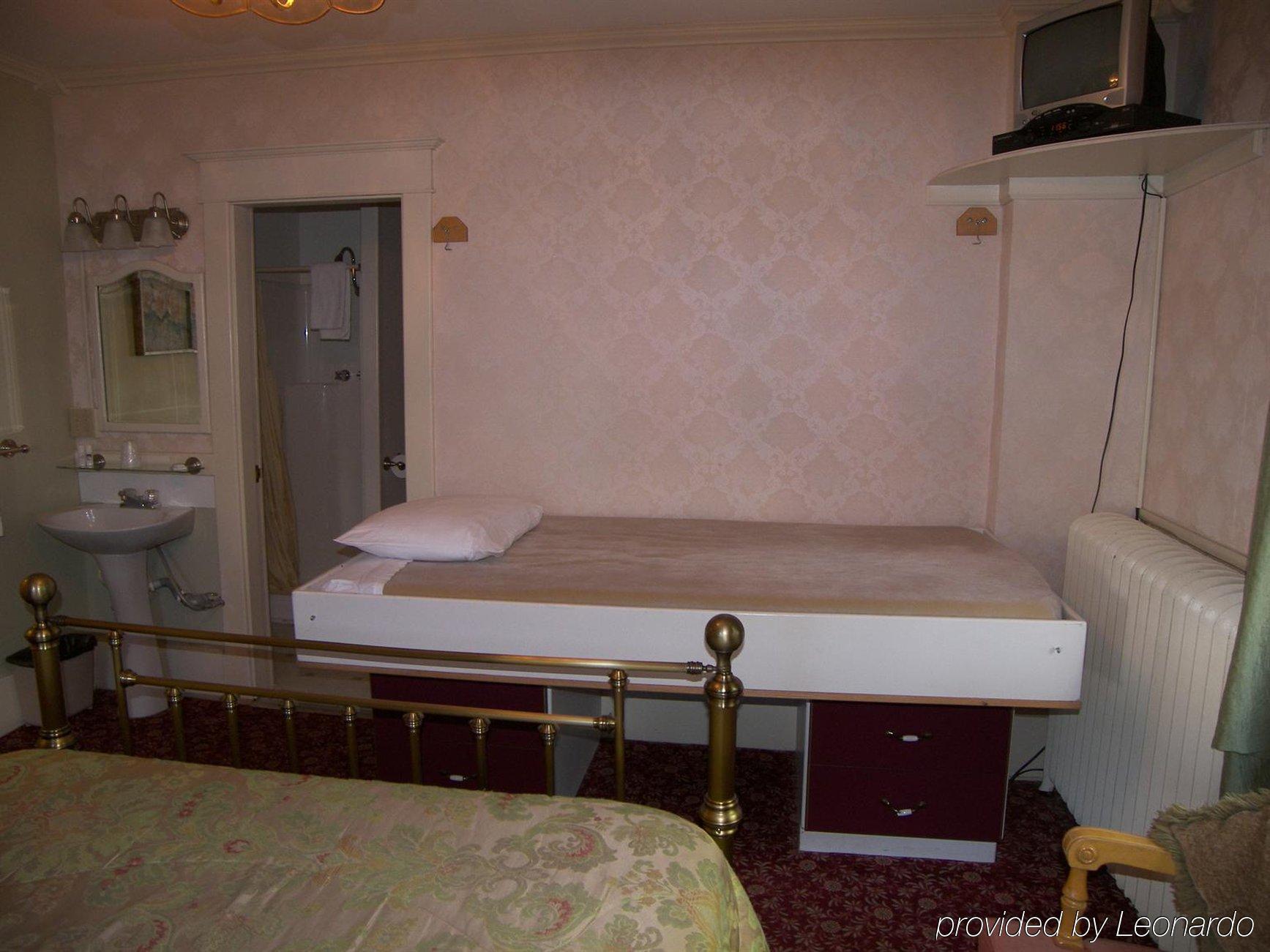 Van Gilder Hotel Сьюард Экстерьер фото